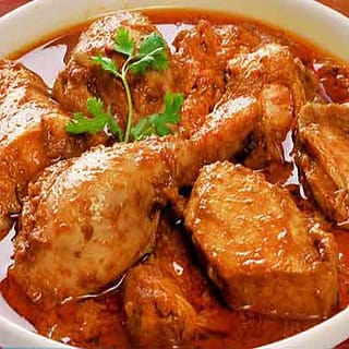 চিকেন কারি (২ পিস)